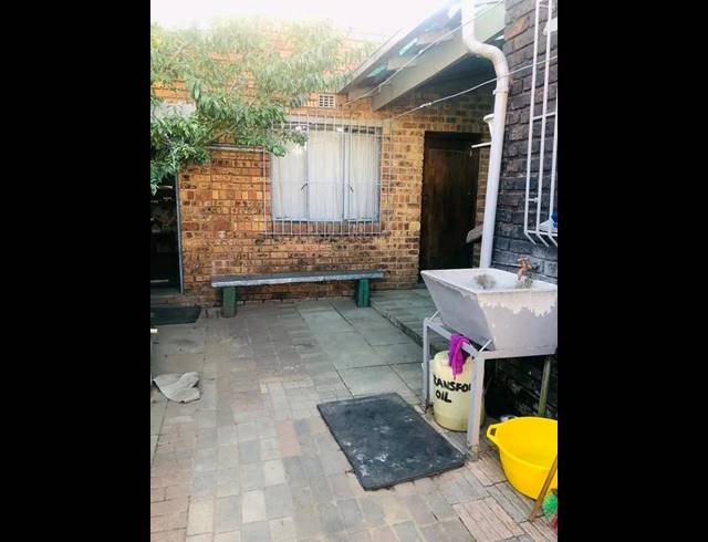 3 BEDROOM HOUSE FOR SALE IN TSAKANE EXT 5